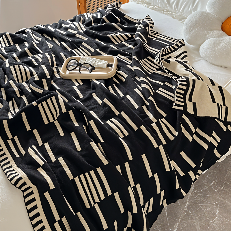 CozyNest Luxus-Wurfdecke