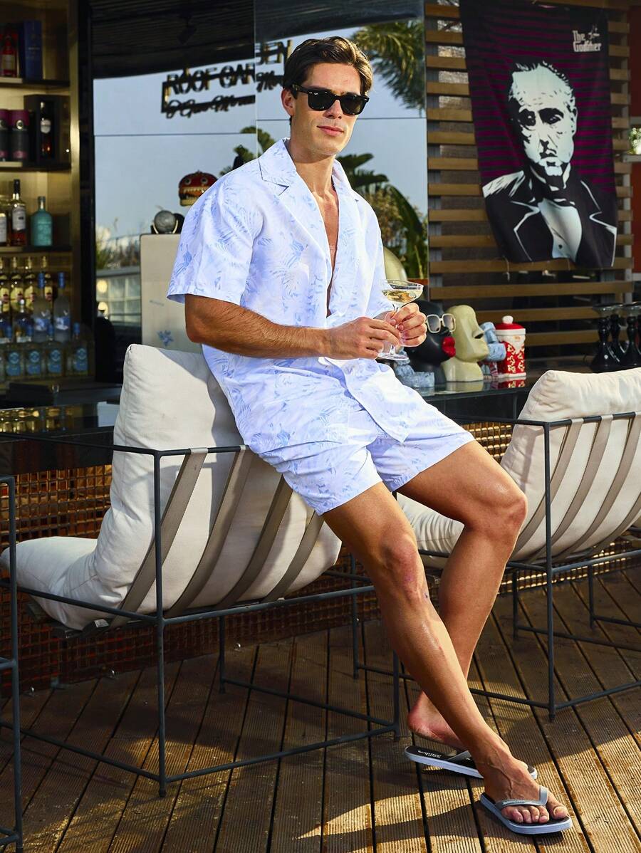 Johann – Herren Set Mit Pflanzenhemd Und Shorts Strandurlaub