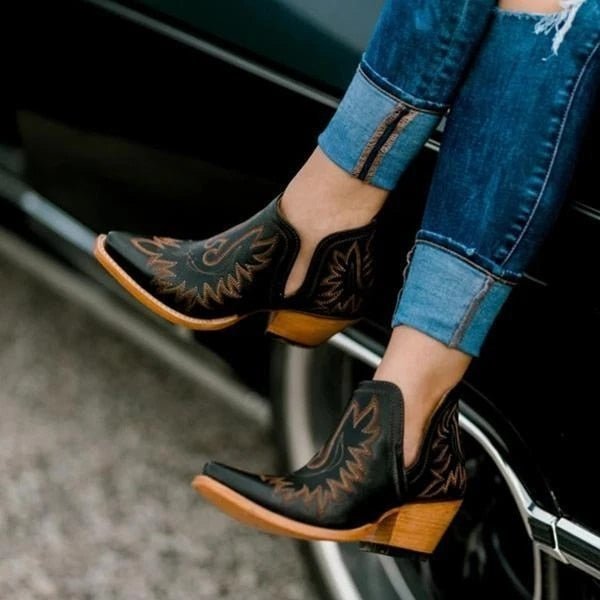 Leah- Cowboy Stiefeletten mit Absatz