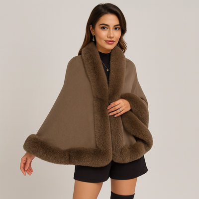 Marcella | Fledermausmantel mit offener Vorderseite und Pelzbesatz