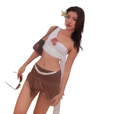 Evie - Elegantes Wickel-Design mit Strandoberteil und Blumendetail