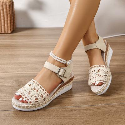 Megan – Bequeme Sandalen mit Keilabsatz und Riemchen
