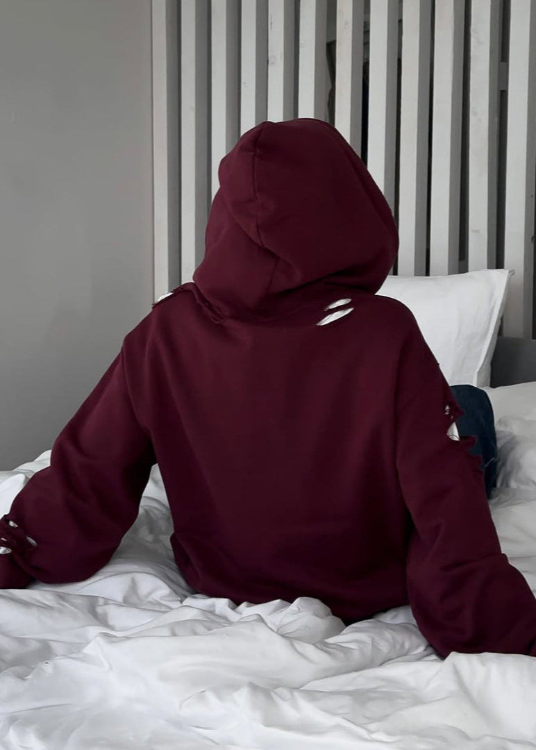 Oversized Hoodie Damen – Burgundy Kapuzenpullover mit Print & Rissen