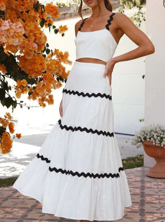 Ibrahimu – schlichtes crop-top mit wellenförmigem design und mehrlagigem rock-set