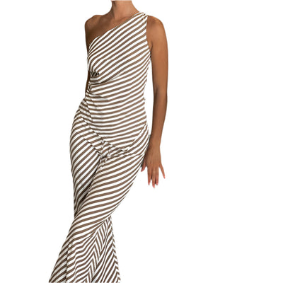 Andrea - Asymmetrischer Schnitt und elegantes Taillenset