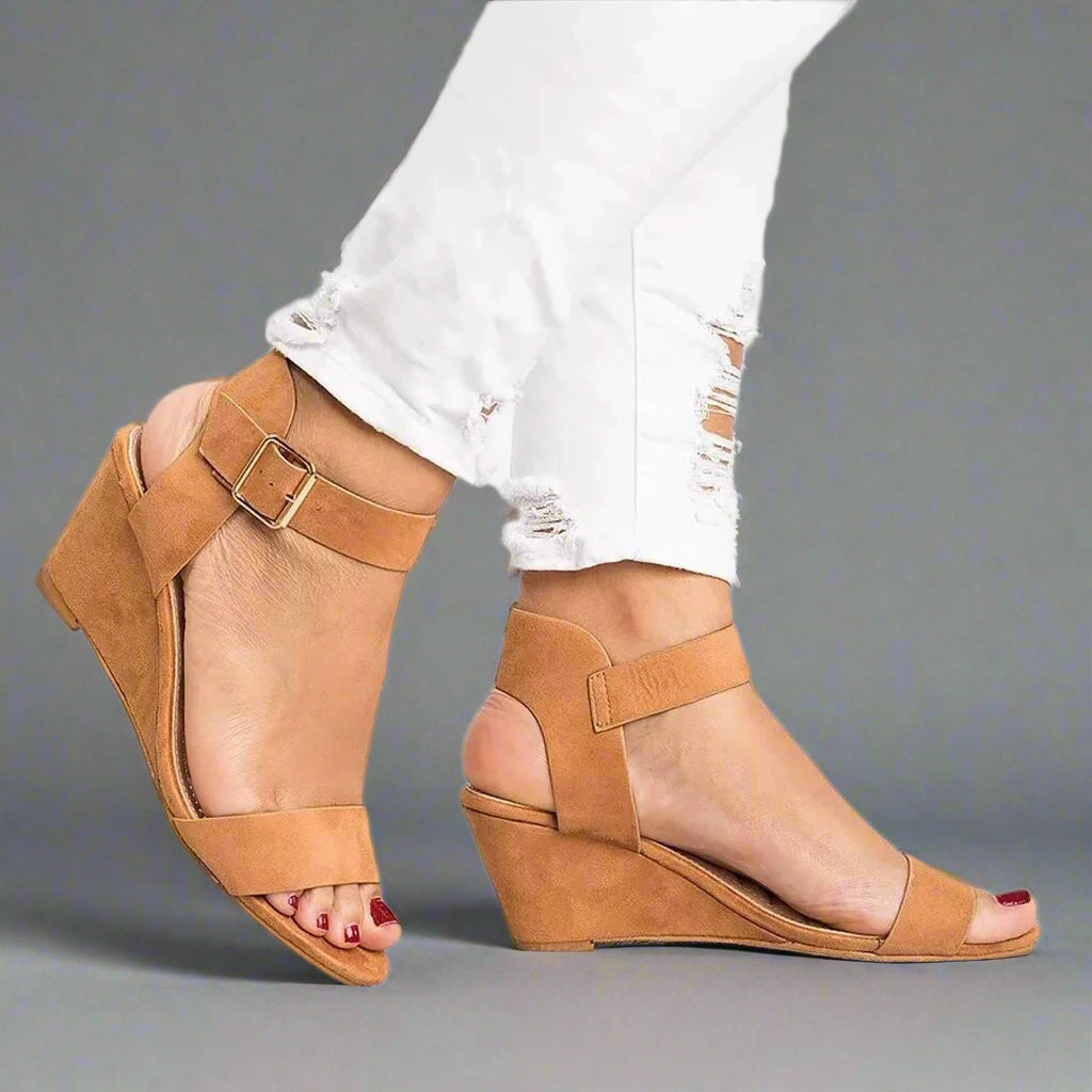 Walbira | Stilvolle Keilsandalen mit Komfort