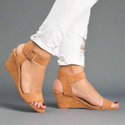 Walbira | Stilvolle Keilsandalen mit Komfort