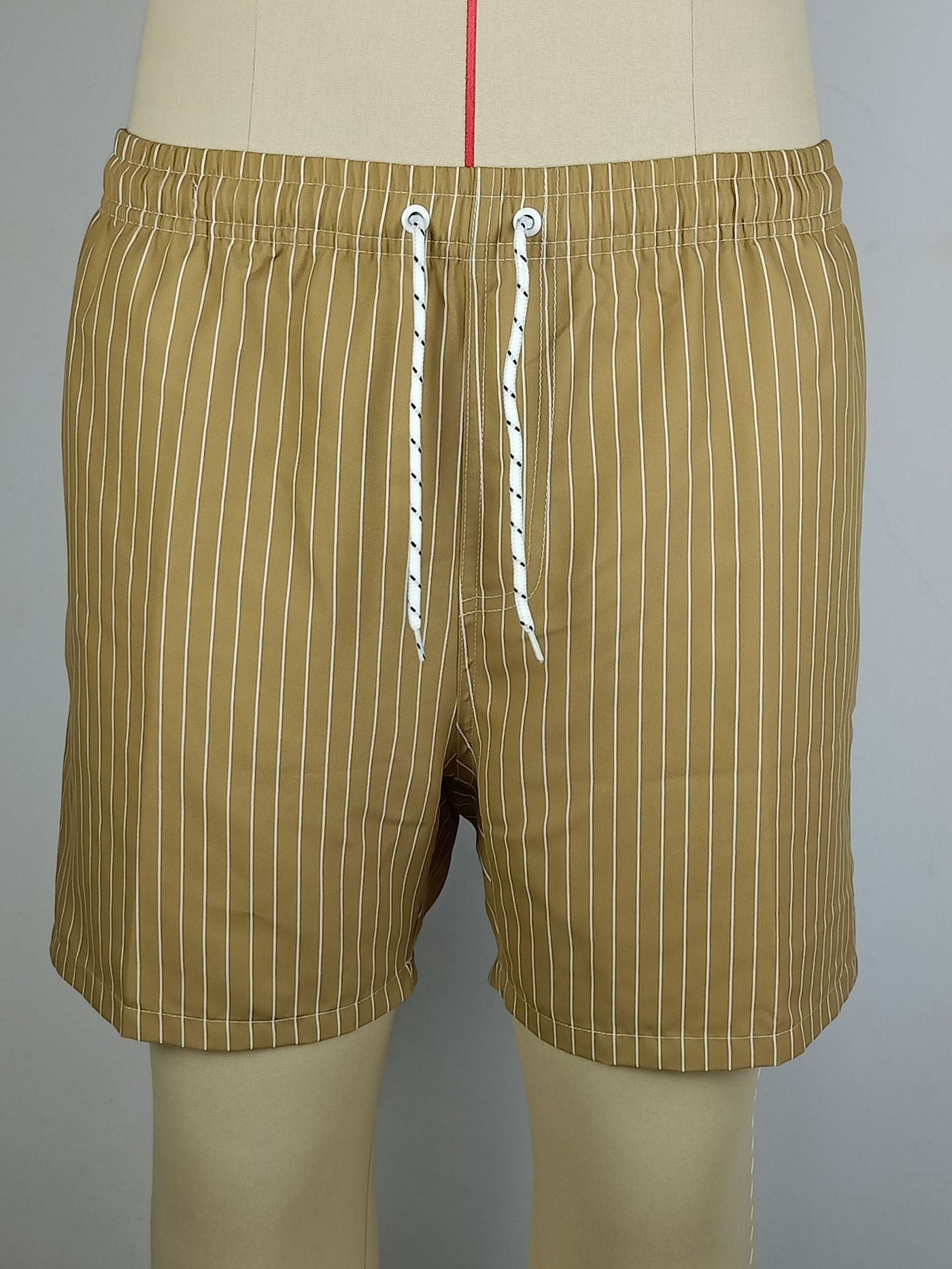 Herren Badeshorts mit Streifen – Lässige Strandshorts für Freizeit & Urlaub