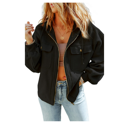 Stilvolle Jacke mit Kapuze