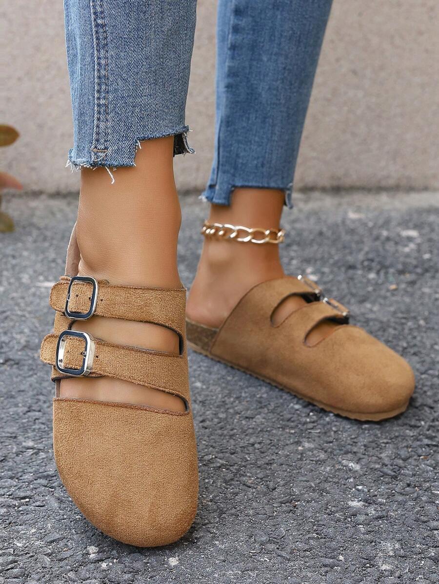 Romy – Schwarze Damen Slip-On Schuhe Mit Fransen Und Schnalle