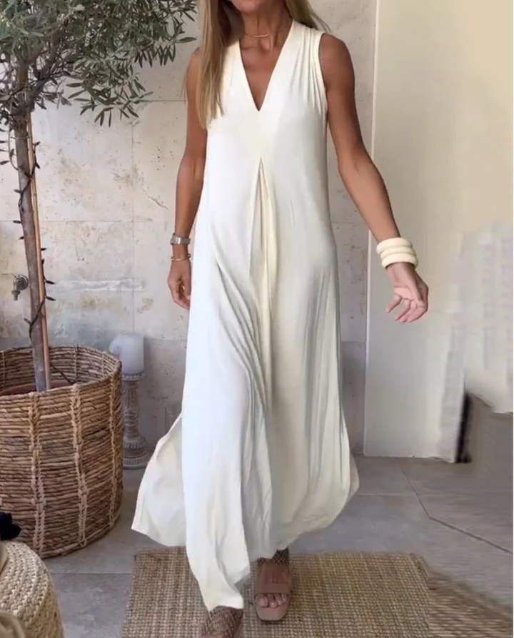 Fließendes axikleid mit v-ausschnitt