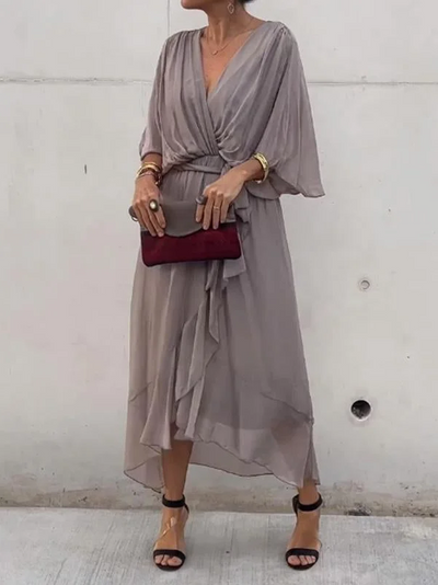 Fiona – grünes chiffon-midikleid mit v-ausschnitt