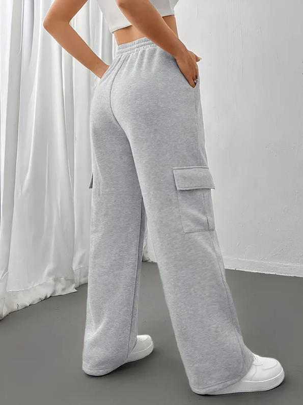 Zora | bequeme und modische jogginghose mit pattentaschen