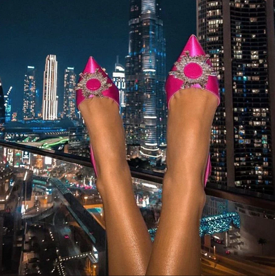 Spitz zulaufende kristallpumps für damen