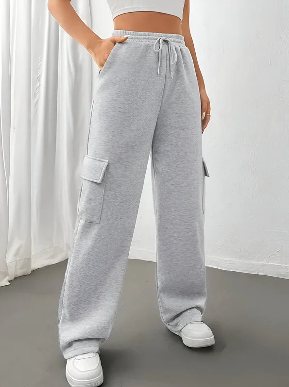 Zora | bequeme und modische jogginghose mit pattentaschen