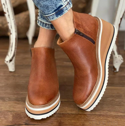 Stylische plateau-stiefeletten für frauen