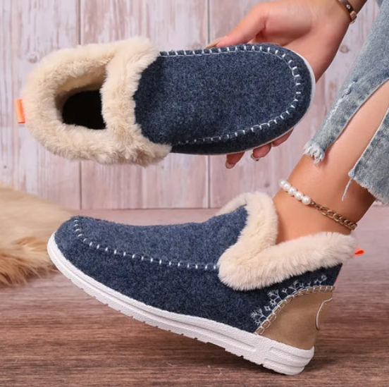 Lieselotte-tauchen-in-gemütliche-eleganz