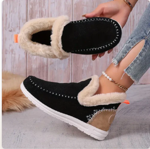 Lieselotte-tauchen-in-gemütliche-eleganz