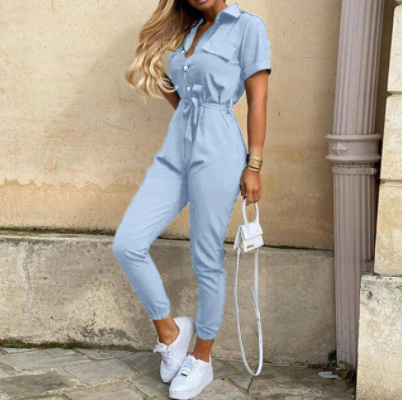 Trendiger Retro-Jumpsuit mit Knopfleiste – Velia
