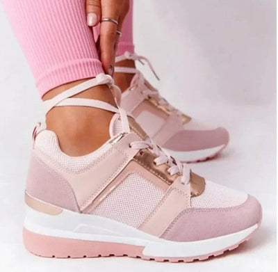 Atmungsaktive leder-schnürschuhe mit bequemem keilabsatz für herbst/winter