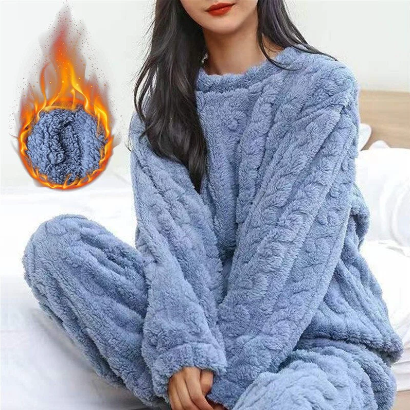 Kuscheliges fleece-pyjama-set für damen