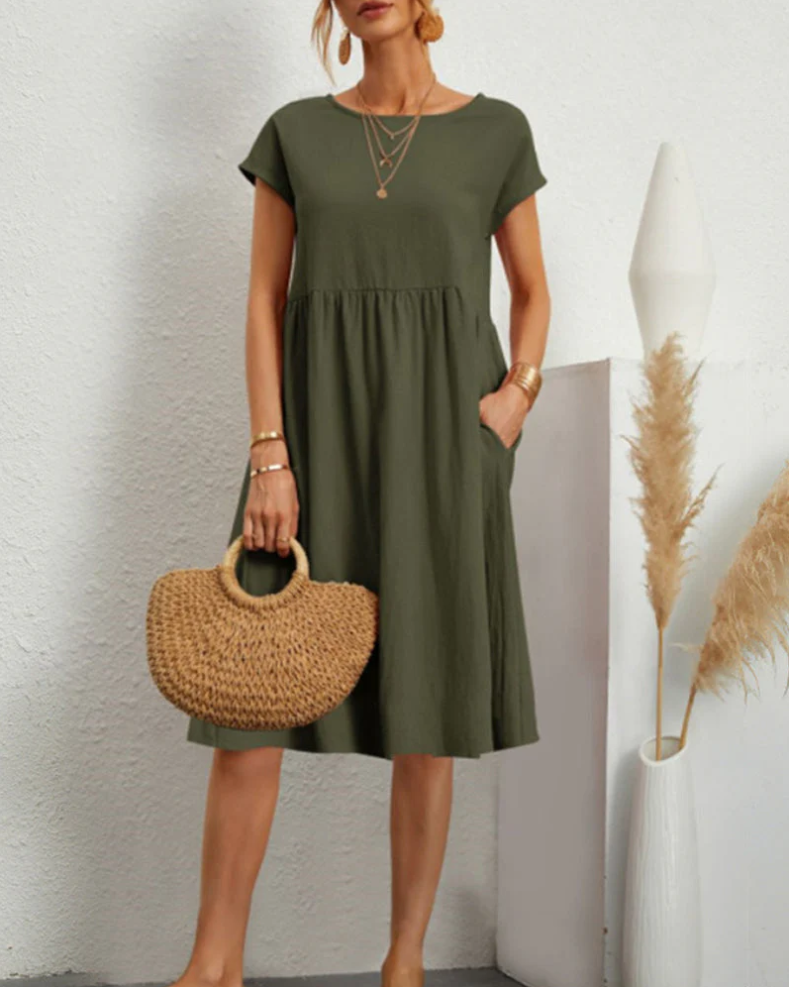Bequemes midikleid mit rundhalsausschnitt und taschen