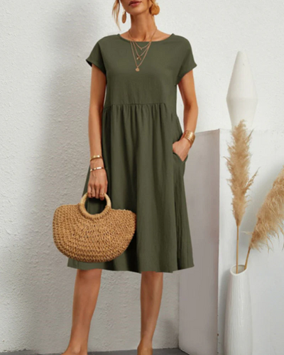 Bequemes midikleid mit rundhalsausschnitt und taschen