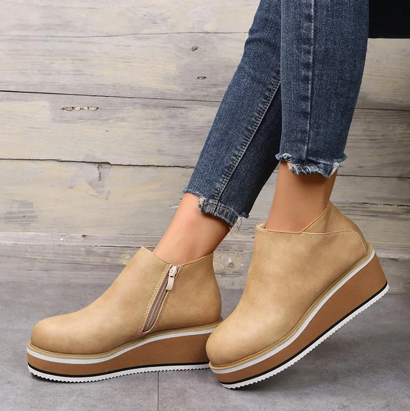 Stylische plateau-stiefeletten für frauen