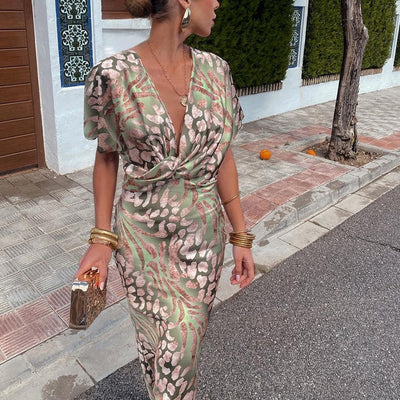 Ariella -  Raffiniertes Seidenkleid