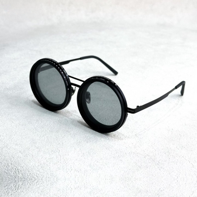 Handgefertigte Sonnenbrille mit Verstellbarer Linsendämpfung und UV-Filter - OptiShade™ Pro ND9