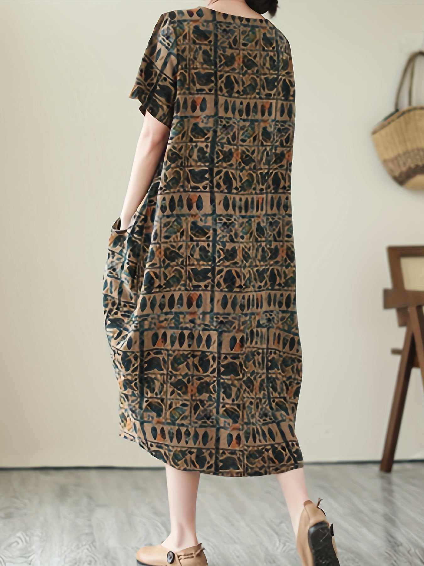 Elegantes Midikleid – Vintage-Grafik, Taschen, Luftig, Kurzarm & Bequem