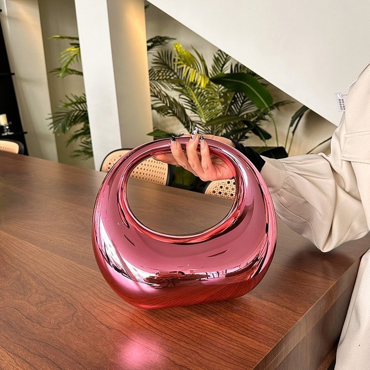 Janet – Zylinderförmige Abendtasche aus Acryl