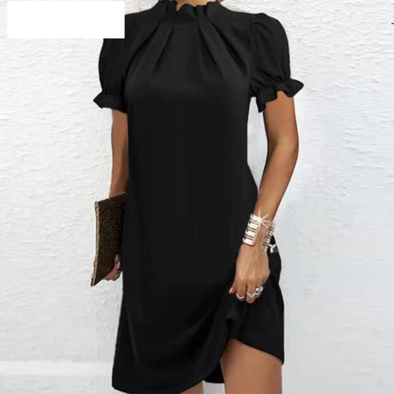 Fiona – Sommerliches Figurbetontes Strickkleid mit Rollkragen