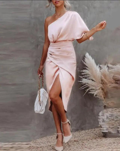 Christine – Elegantes Asymmetrisches Abendkleid