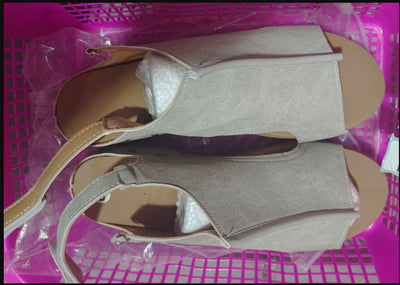 Nicola – Damen Keilsandaletten mit Nieten