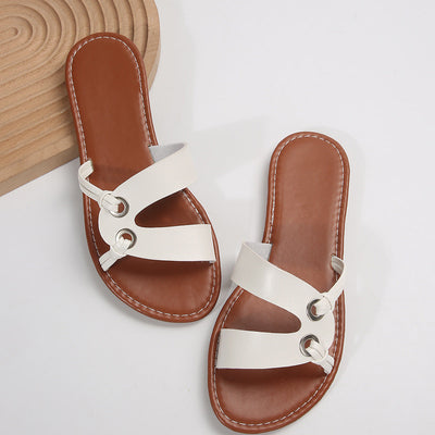 Alma - Weiße flache Sandalen mit Schnallenverschluss und Boho-Stil