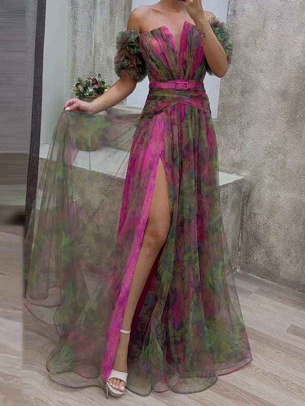 Adele - Tüll-Abendkleid mit V-Ausschnitt & transparenten Details