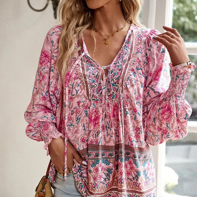 Sallie™ | Oberflächendesign Bohemien-Flüssigkeit mit Blumenmuster