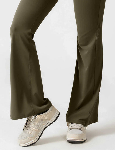 Mireille Schlaganzug mit V-Ausschnitt