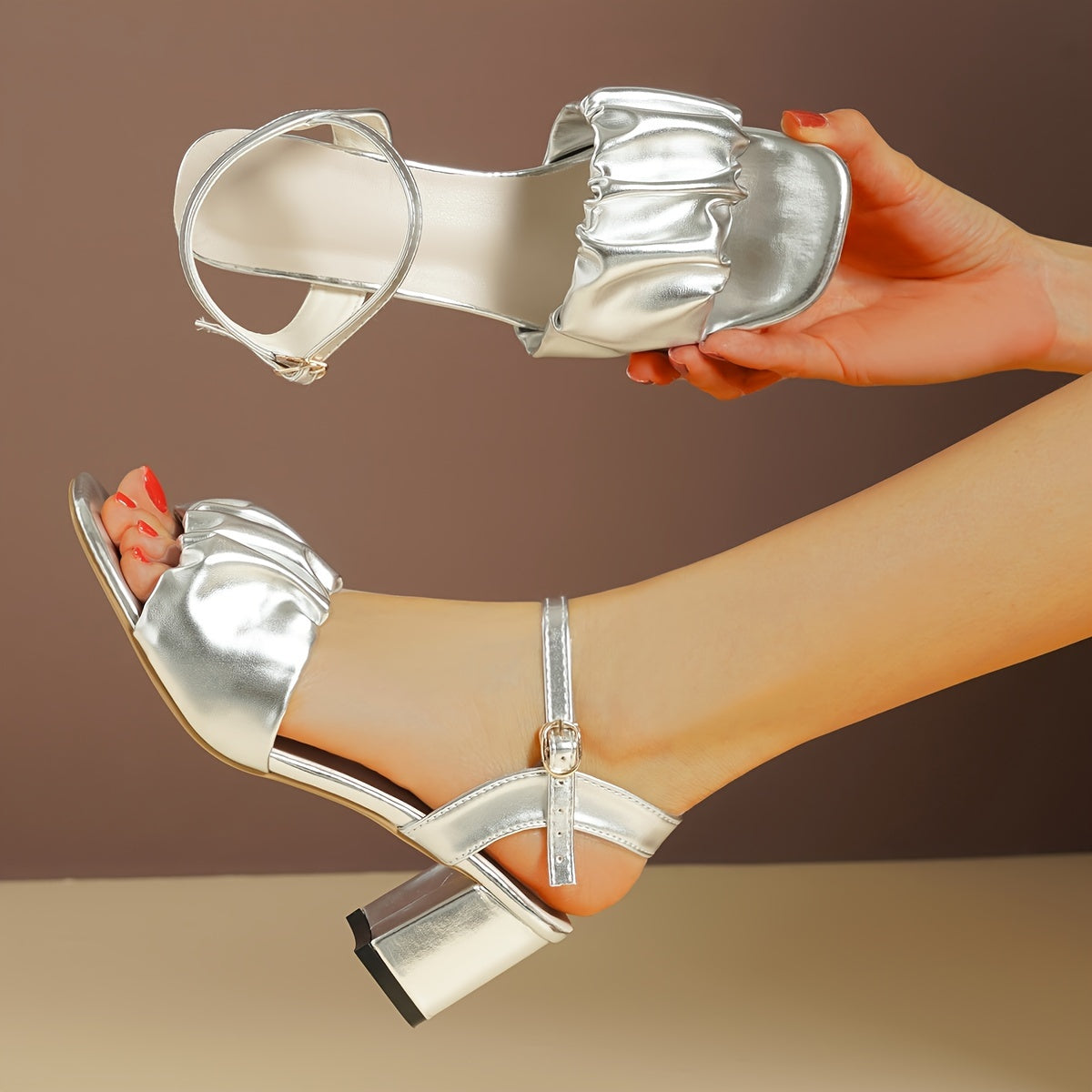 Sandalen mit Mittelhohen Absätzen Schnallenverschluss Trendiger Freizeitlook