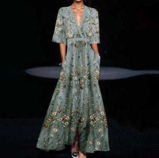 Jenny – Elegantes Plissiertes Kleid mit Gürtel