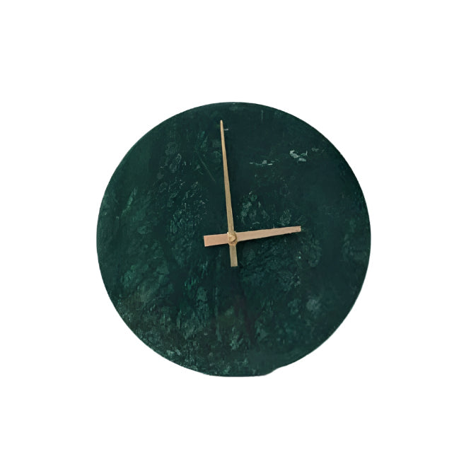 Elegante moderne Wanduhr