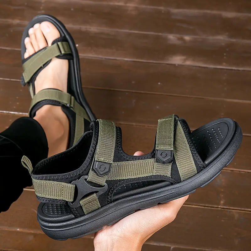 Norman - Rutschfeste Sandalen mit Haken und Ösen für Männer