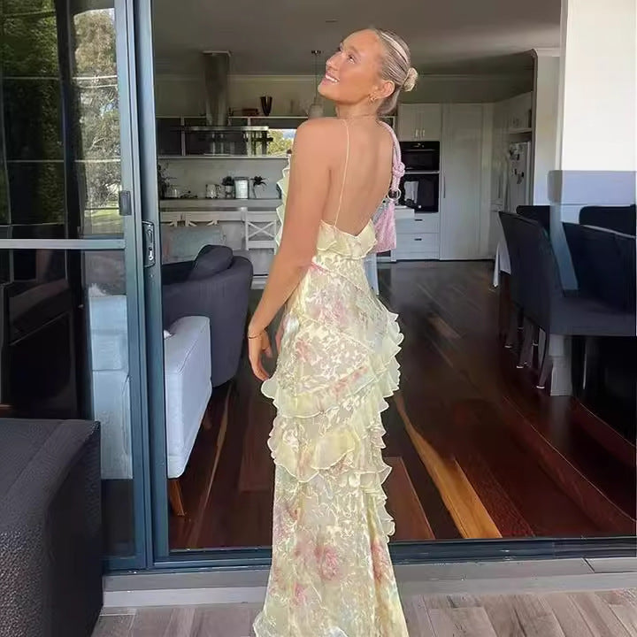 Verspieltes Damen-Strandkleid mit Rüschen und Spaghettiträgern für Sommer & Urlaub