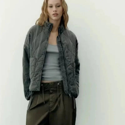 Damen Jacke mit Stehkragen und Taschendetails