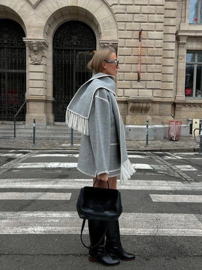 Damen schaljacke mit Fransen und Kontrastnähten