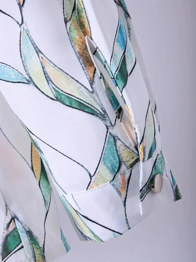 Damen Bluse mit Blattmuster und Dreiviertelärmeln
