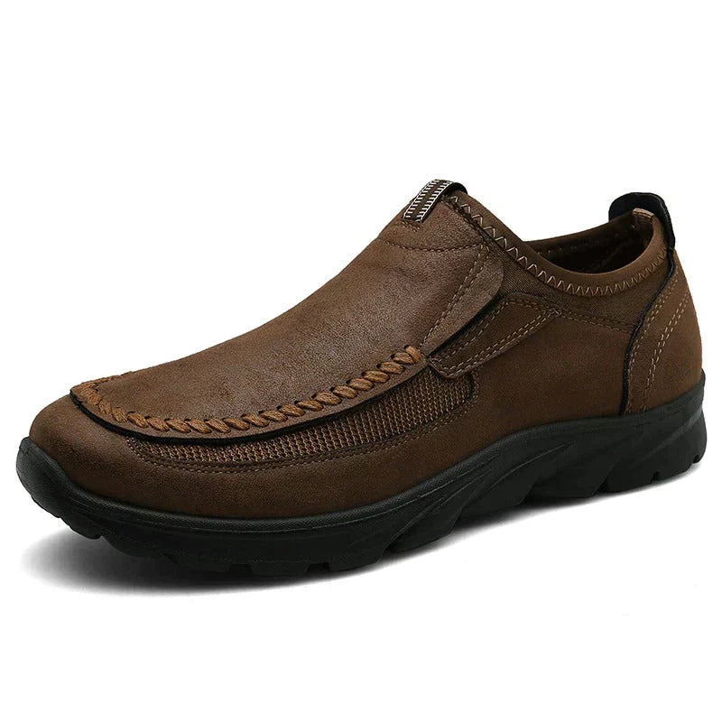 Herren Slip-On Schuhe aus veganem Leder mit Stichdetails