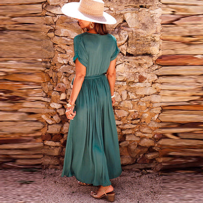 Kate – Elegantes Kleid mit V-Ausschnitt und kurzen Ärmeln