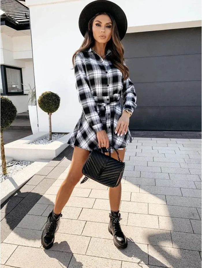 Luce Di Stella: Luxuriöses Verstellbares Netzkleid